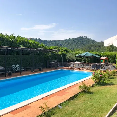 Villa Cavanella Vara Sleeps 16 With Pool And Air Con *