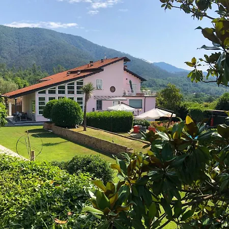 Villa Cavanella Vara Sleeps 16 With Pool And Air Con *